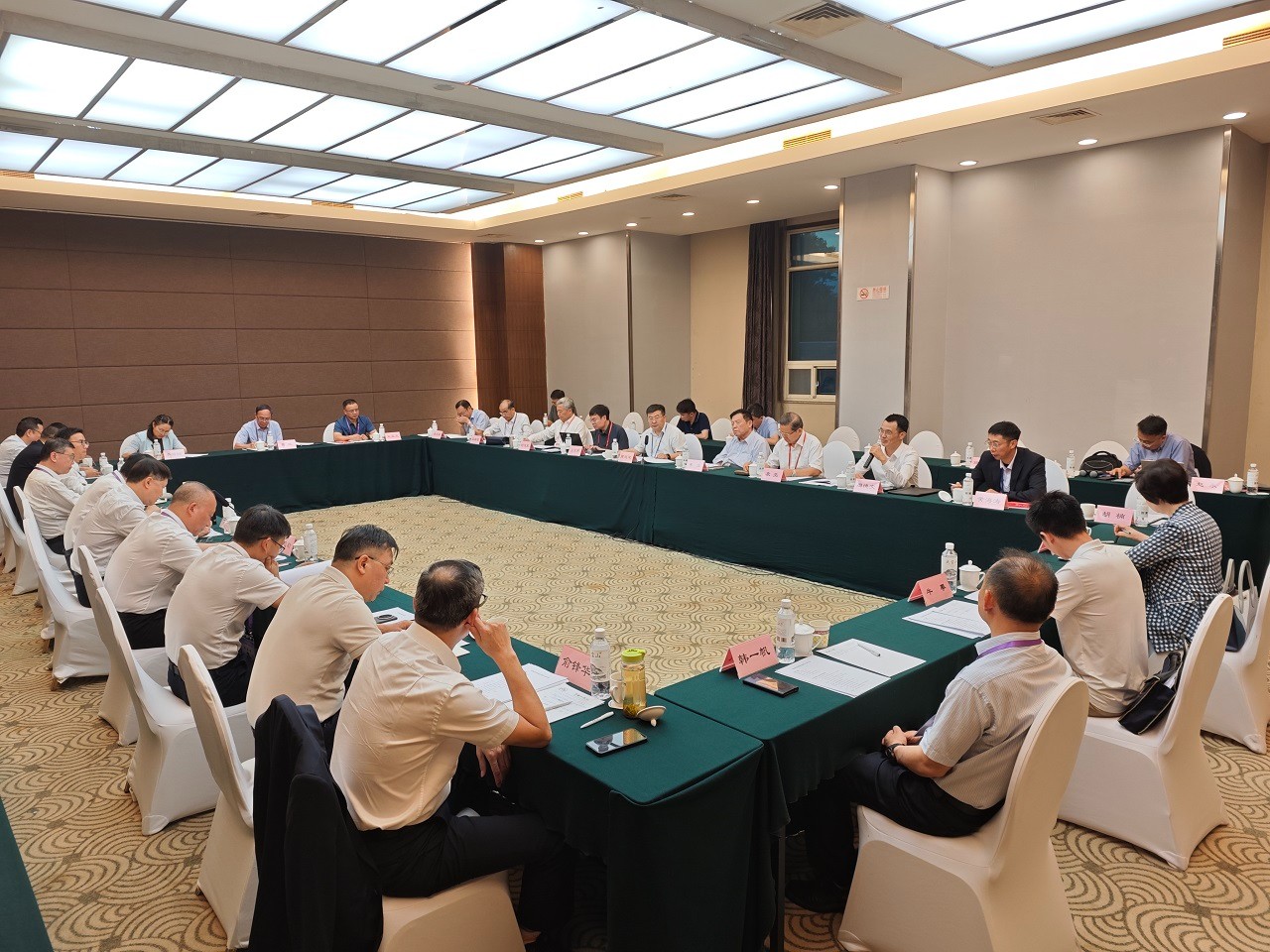 中国工程院院地合作座谈会在京召开